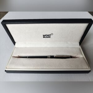 Vintage Montblanc Meisterstuck Ballpoint Pen Black w/ Platinum Trim has Serial